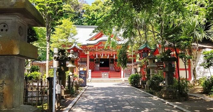 初日の出の後に立ち寄りたい江ノ島神社